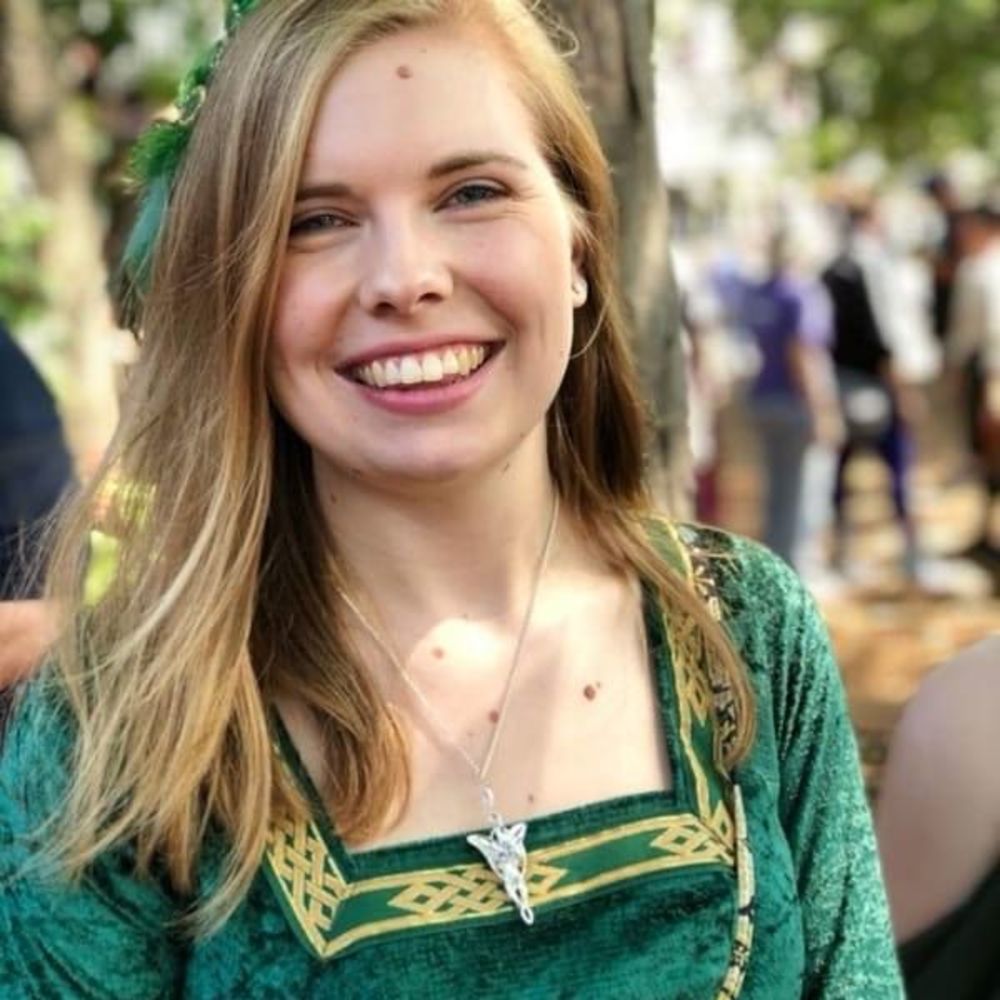 Meet your Posher, Allison